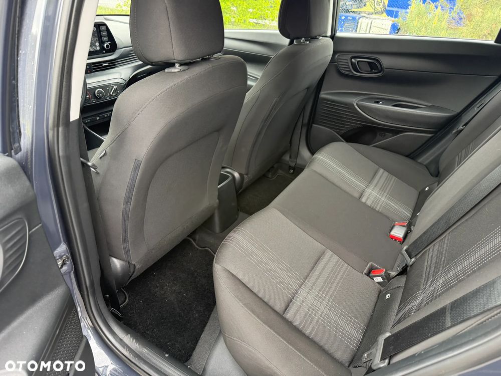 Hyundai i20 - 13