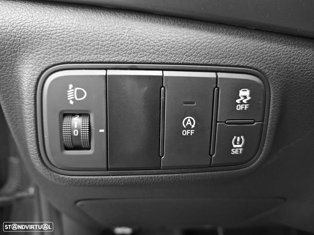 Hyundai i20 - 18