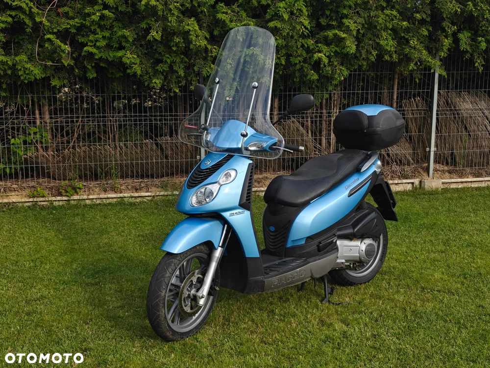 Piaggio Carnaby - 1