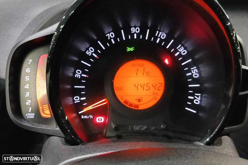 Citroën C1 1.0 VTi Origins - 8