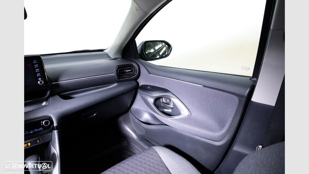Toyota Yaris - 15