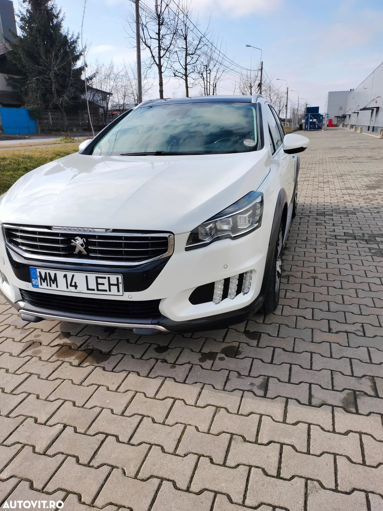 Peugeot 508 RXH Hybrid4 - 1