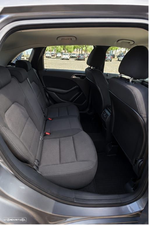 Mercedes-Benz B 180 BlueEFFICIENCY Aut. - 11