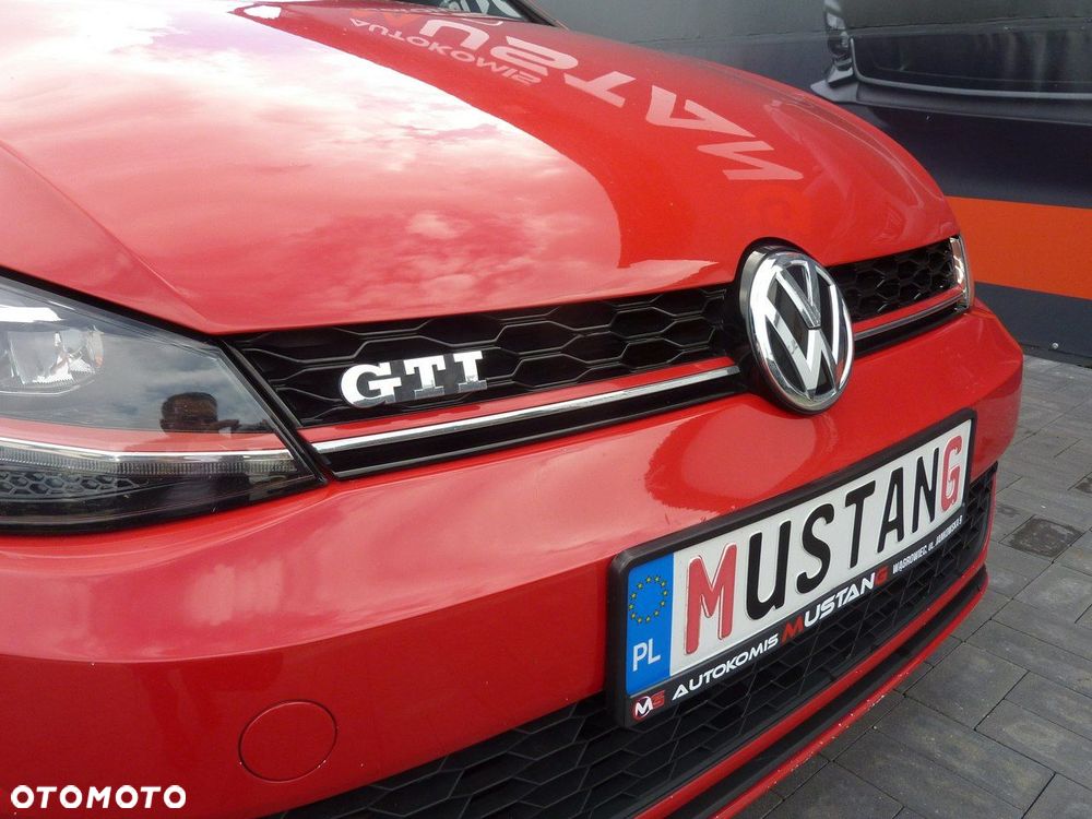 Volkswagen Golf - 39