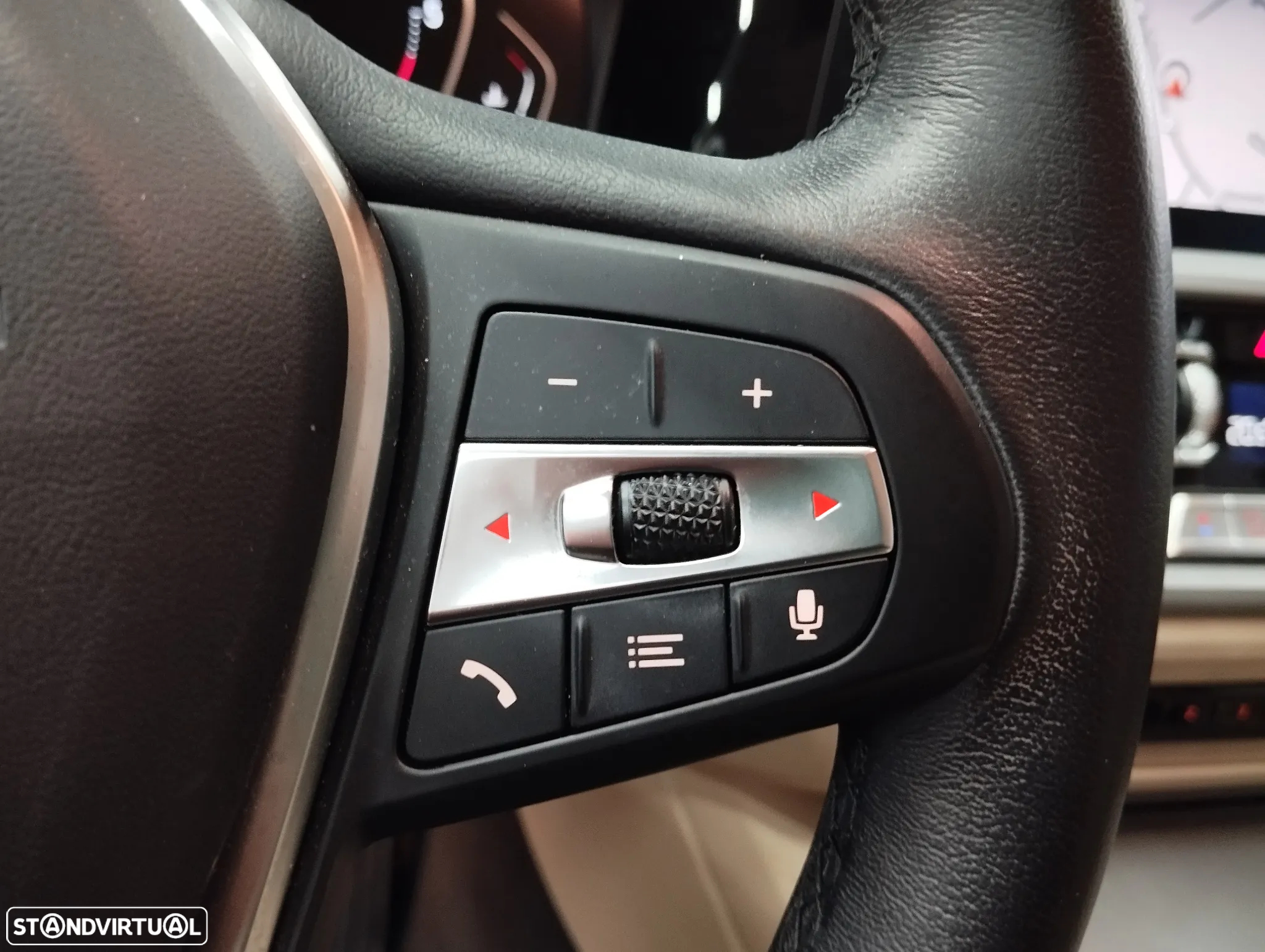BMW 318 d Touring Auto - 28