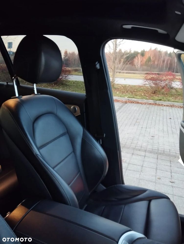 Mercedes-Benz GLC - 15