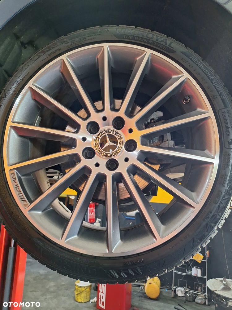 Mercedes-Benz Klasa A 200 AMG Line 7G-DCT - 32