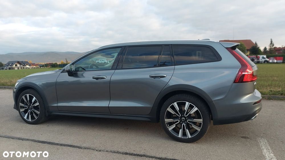 Volvo V60 T5 AWD Momentum - 2