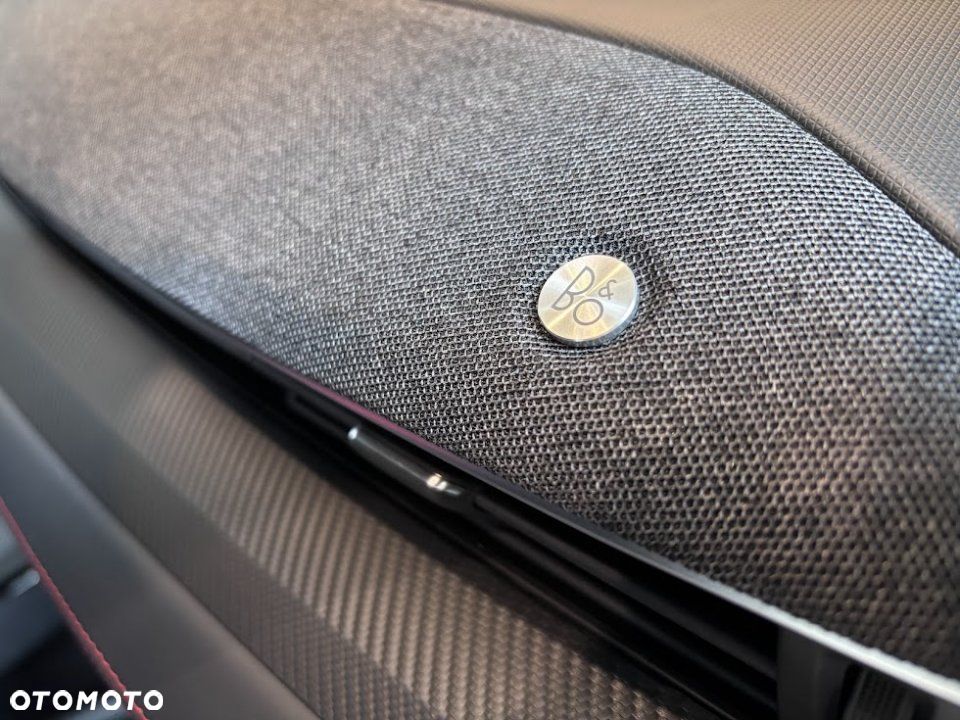 Ford Mustang Mach-E - 13