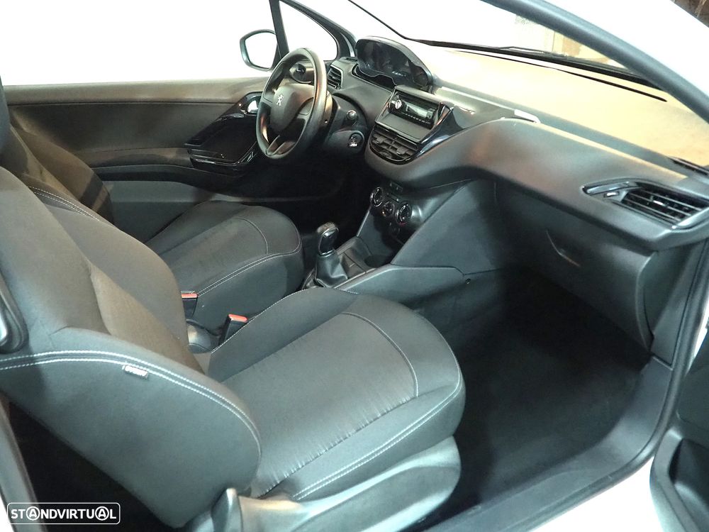 Peugeot 208 68 VTI Active - 11