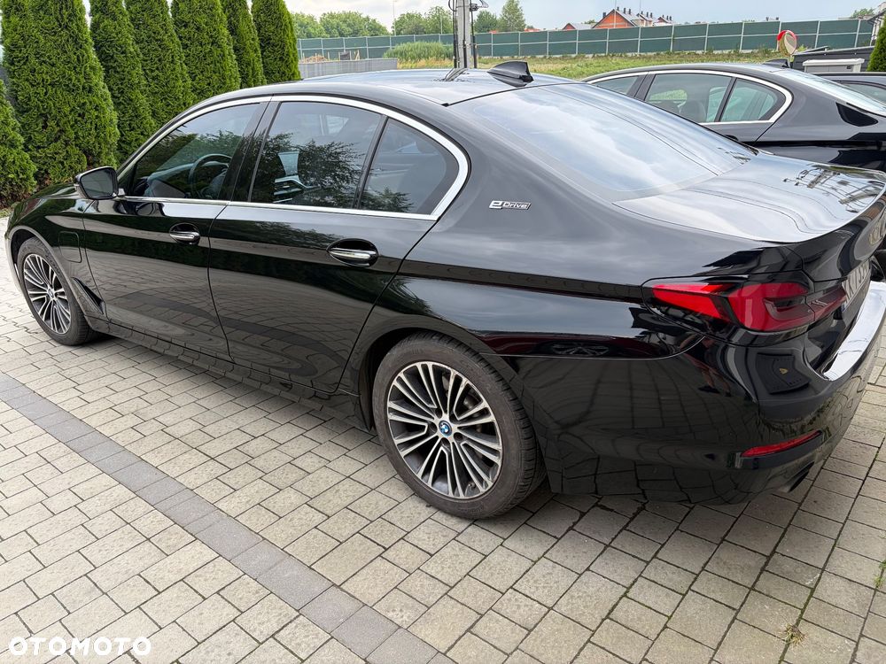 BMW Seria 5 530e iPerformance - 9