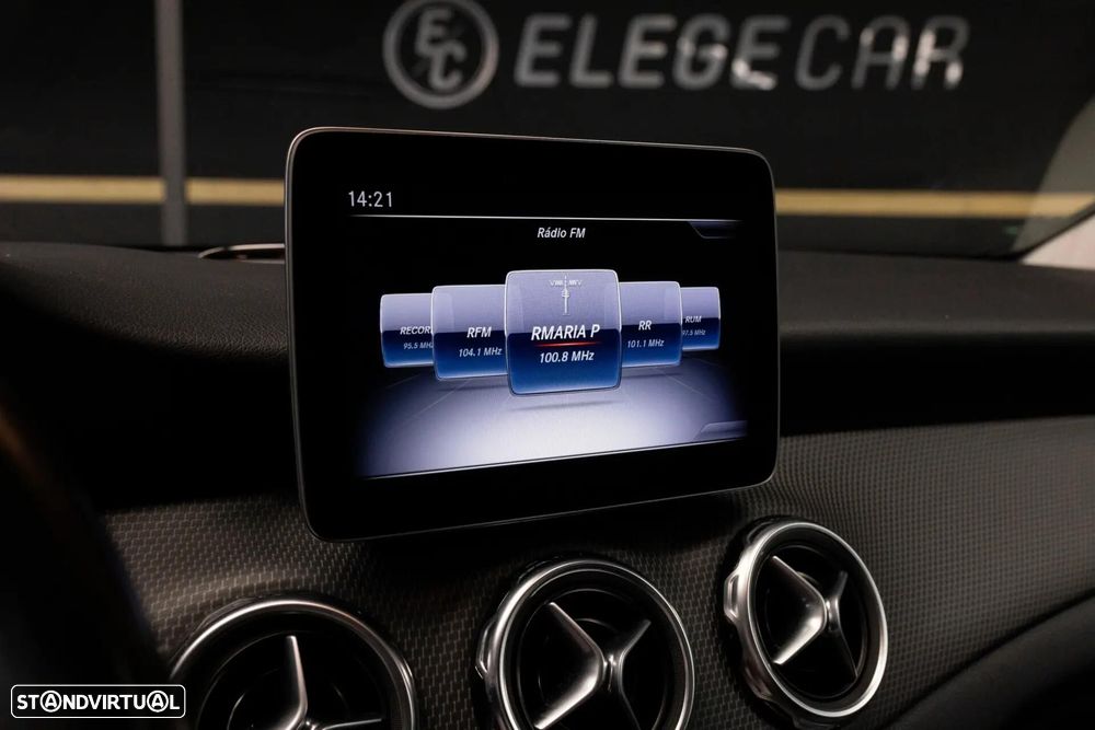 Mercedes-Benz GLA 180 - 23
