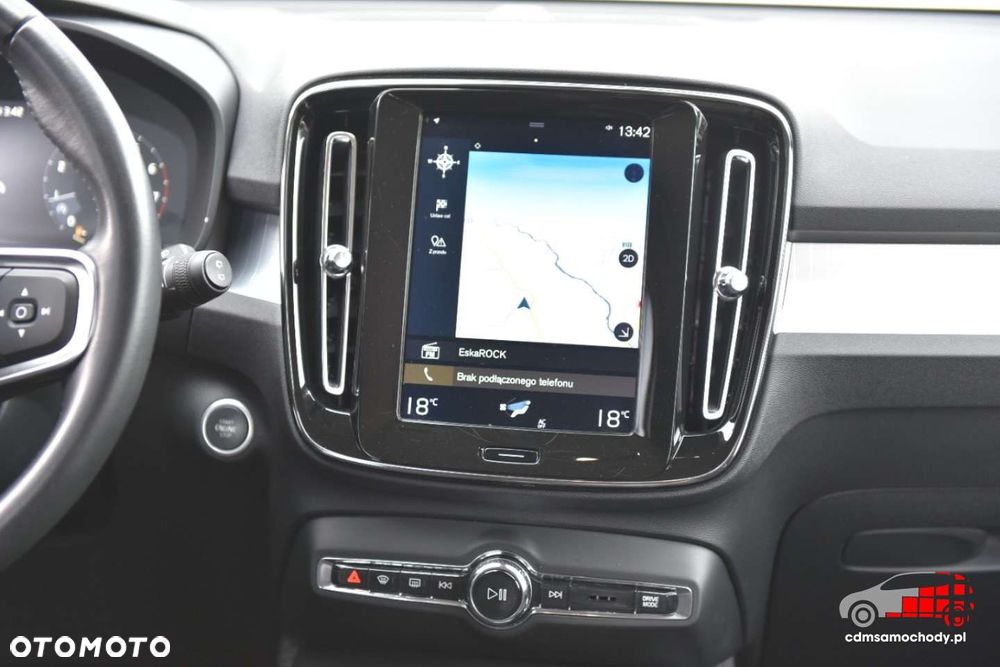 Volvo XC 40 - 25