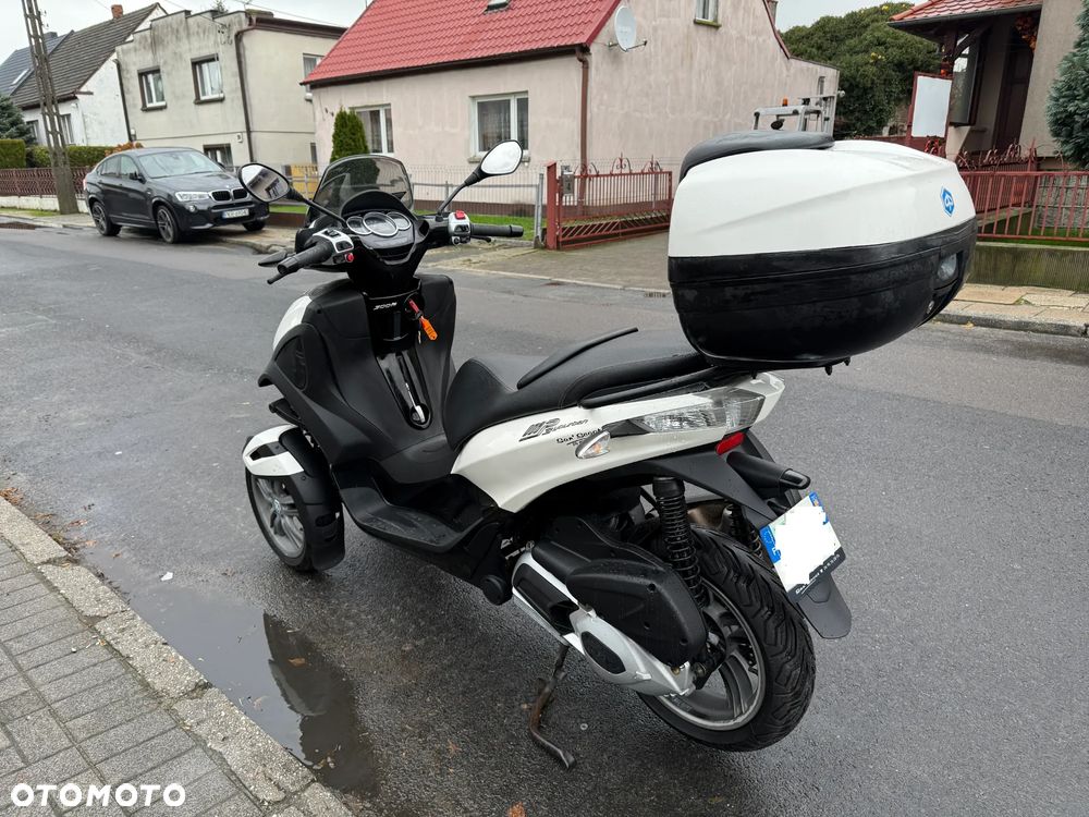 Piaggio MP-3 - 8