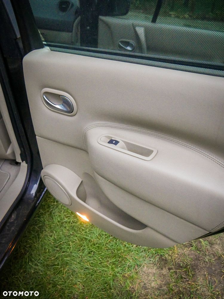 Renault Grand Scenic - 18