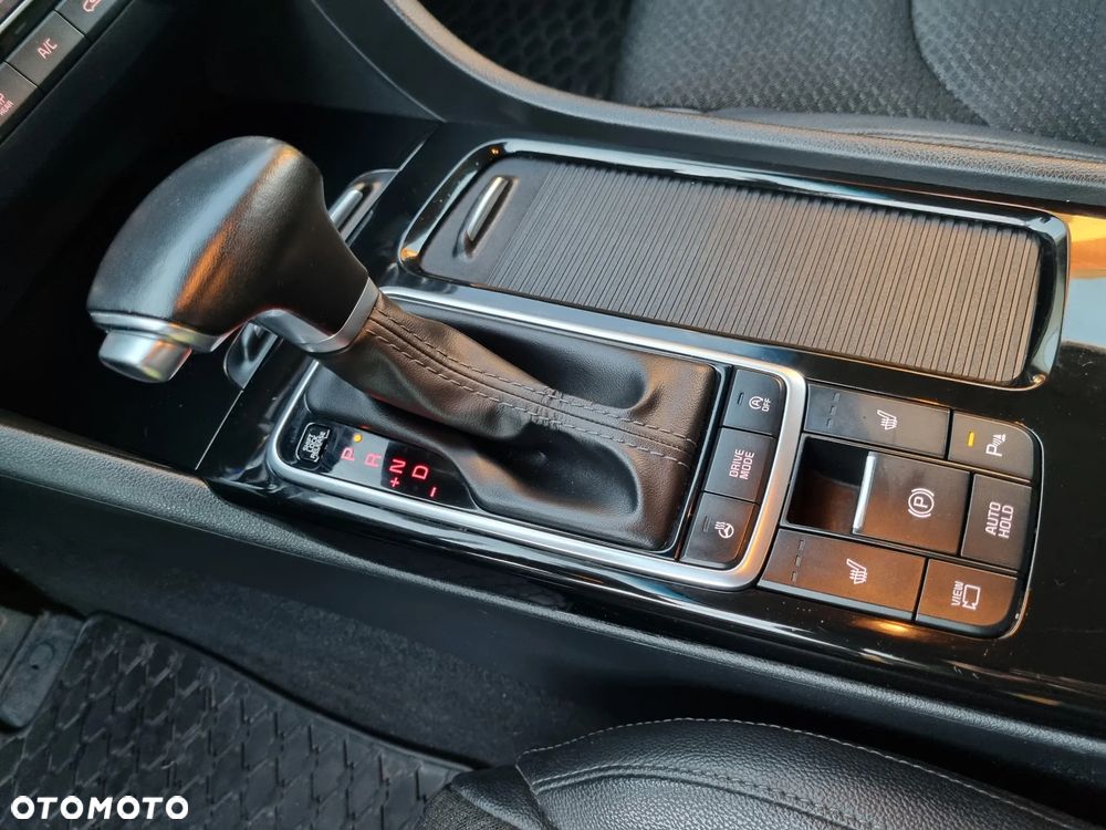 Kia Optima 1.6 T-GDI L DCT - 17