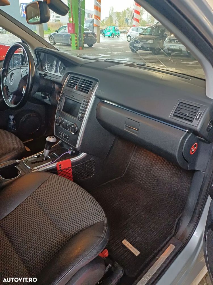 Mercedes-Benz B 200 - 8