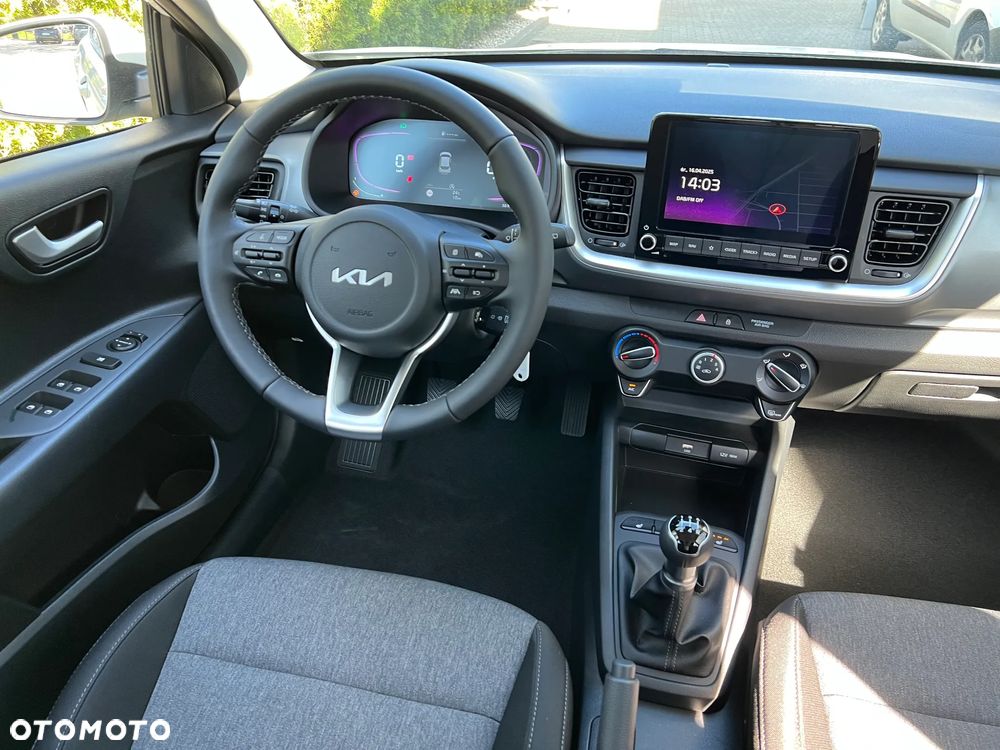 Kia Stonic 1.2 M - 23