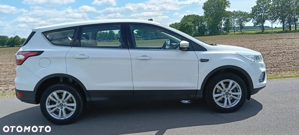 Ford Kuga - 3