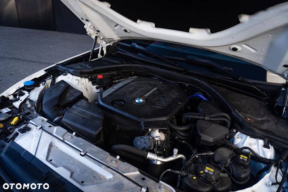 BMW Seria 3 320d xDrive Sport - 6