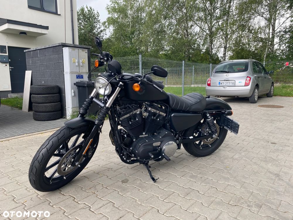 Harley-Davidson Sportster Iron 883 - 1