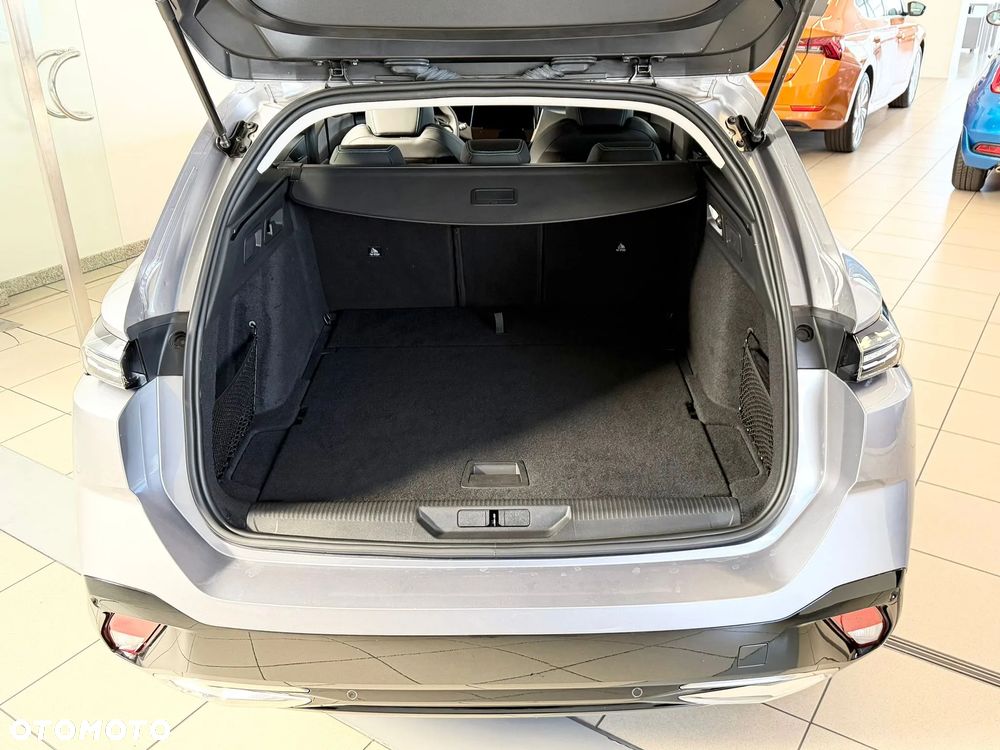 Peugeot 308 1.2 PureTech Allure S&S EAT8 - 24