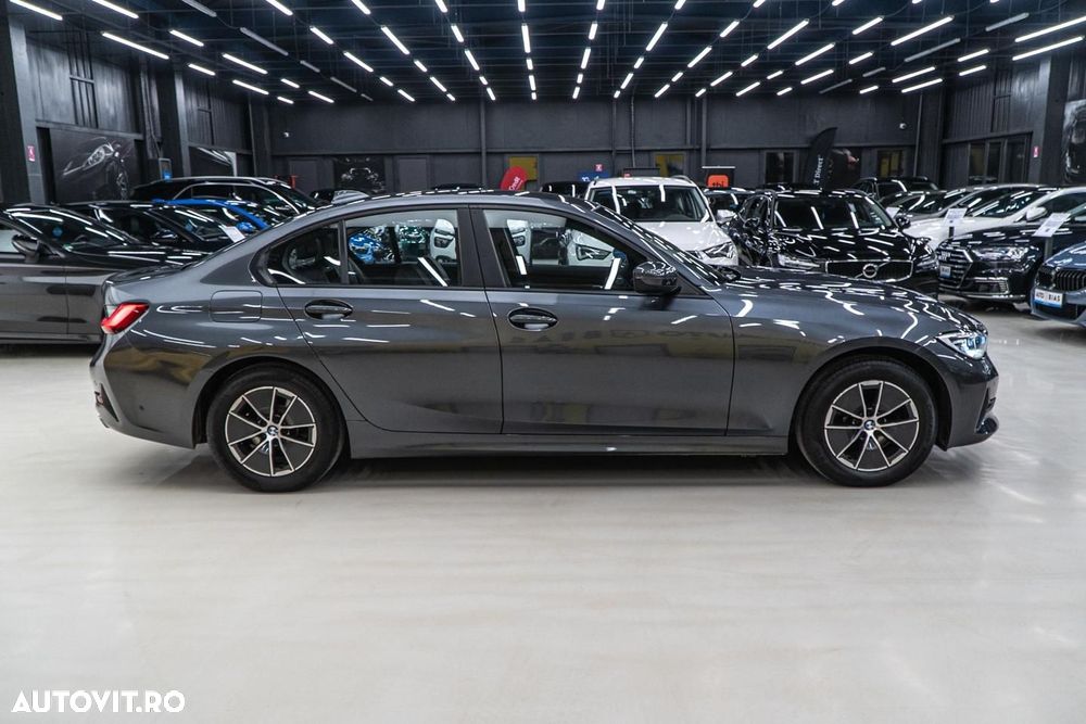 BMW Seria 3 320i Aut. Sport Line - 20