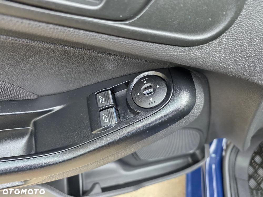 Ford Fiesta 1.25 Ambiente - 17