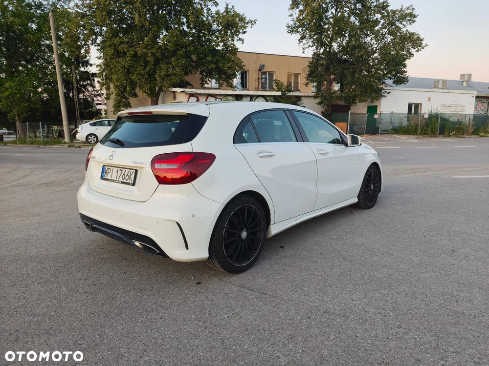 Mercedes-Benz Klasa A 220 4-Matic AMG Line - 3