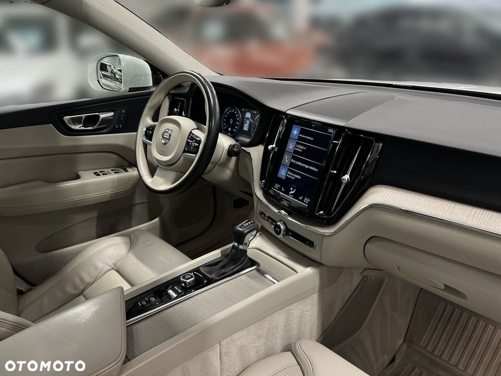 Volvo XC 60 T5 AWD Inscription - 16