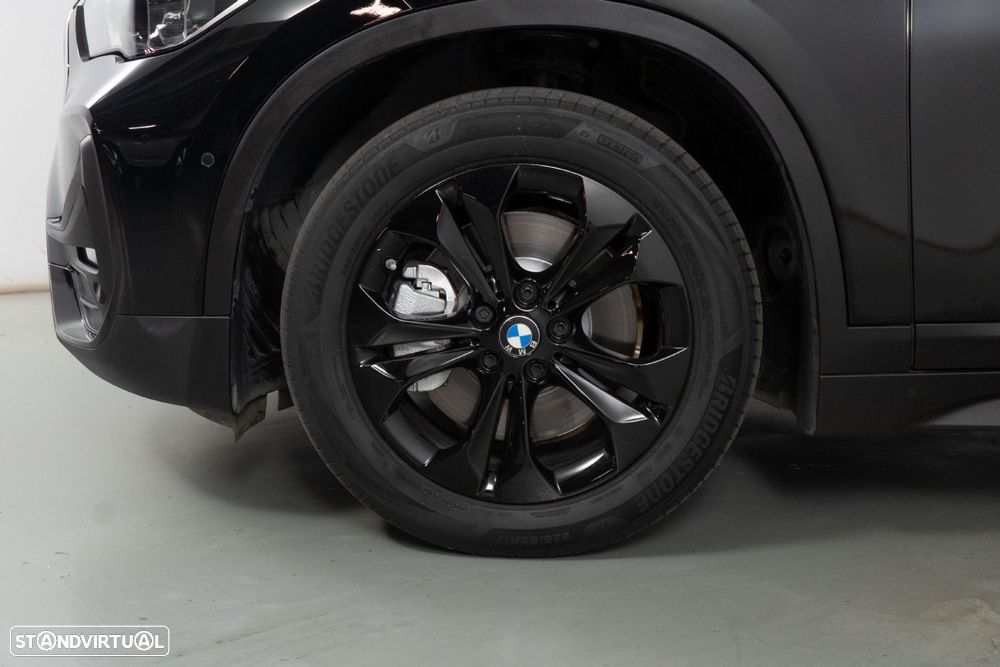 BMW X1 25 e xDrive Corporate Edition - 15