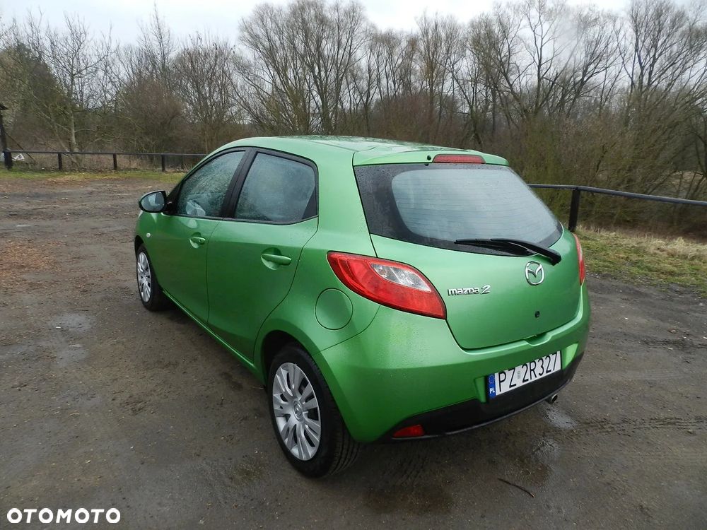 Mazda 2 - 22