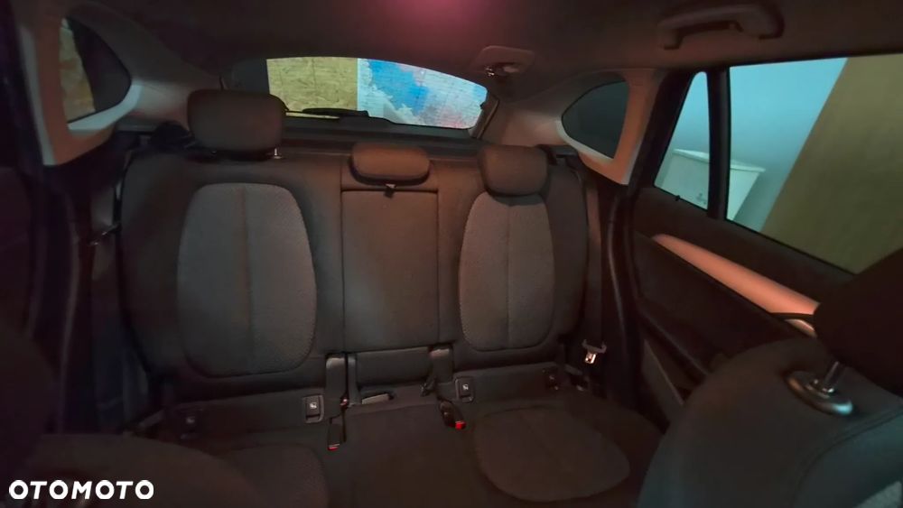 BMW X1 sDrive18i GPF Advantage - 12