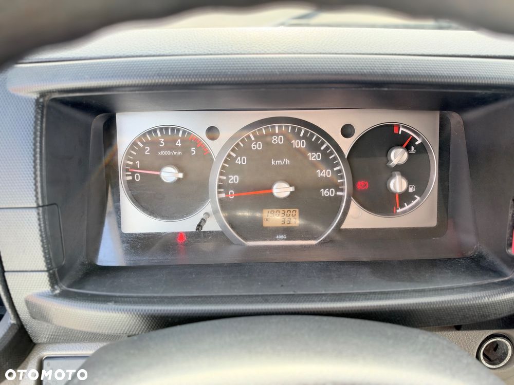 Renault Maxity - 19