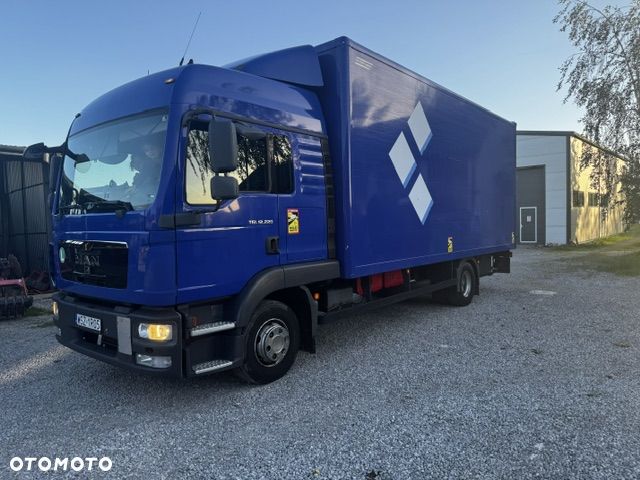 MAN TGL 12.220 - 17