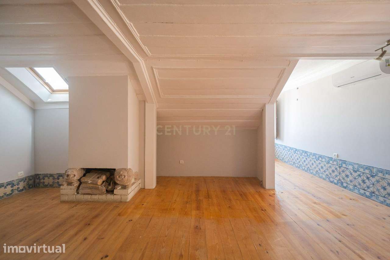 Excelente Apartamento T2 | Janelas Verdes - Grande imagem: 2/39