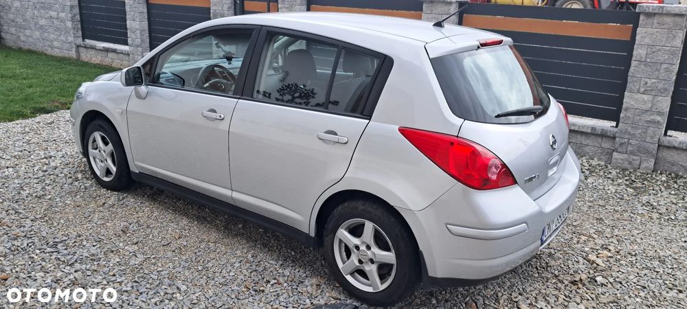Nissan Tiida 1.8 acenta - 3