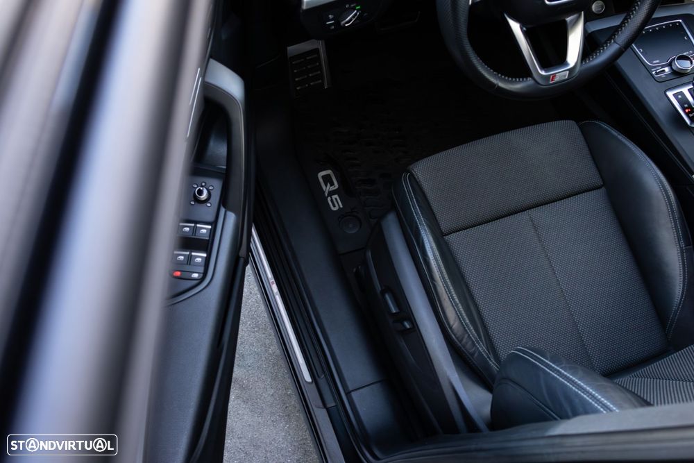 Audi Q5 2.0 TDI quattro S-line S-tronic - 37