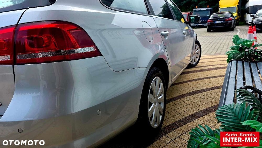 Volkswagen Passat - 14