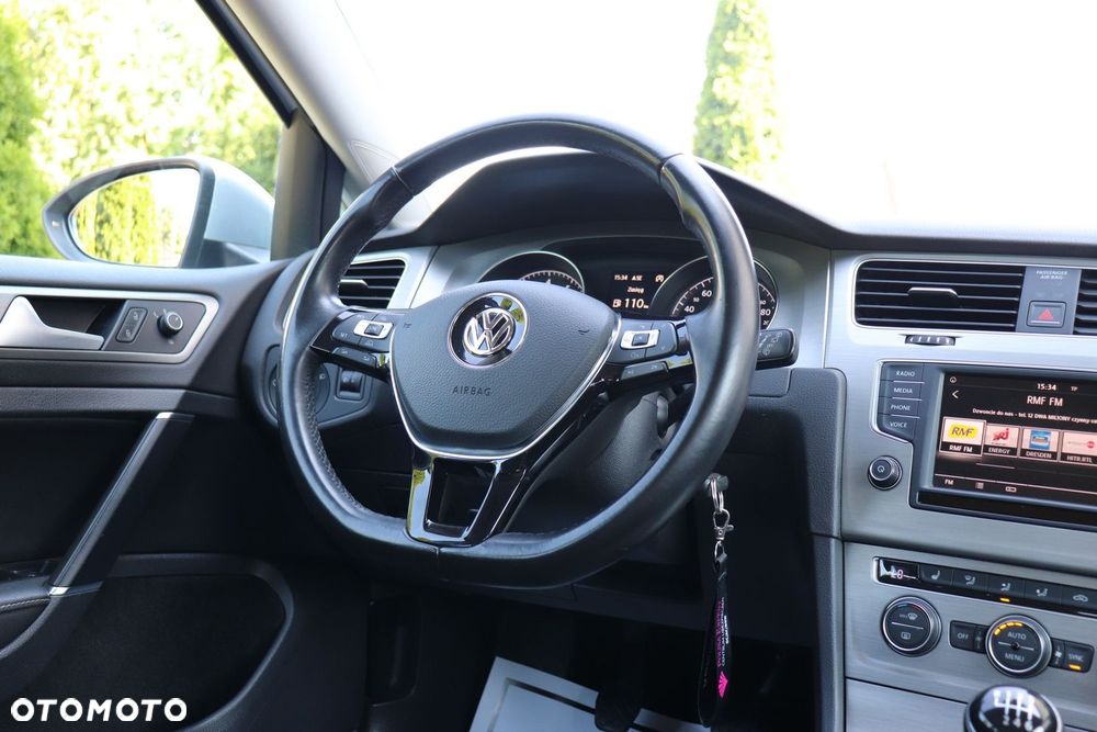 Volkswagen Golf 1.4 TSI BMT Highline - 12
