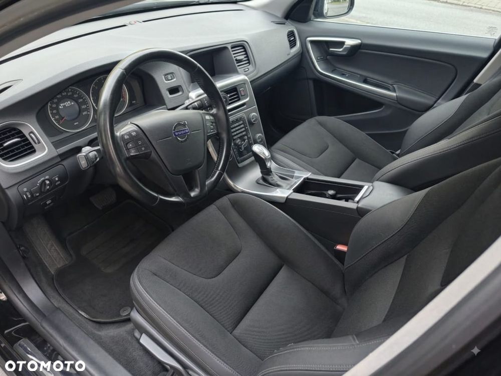 Volvo V60 - 9