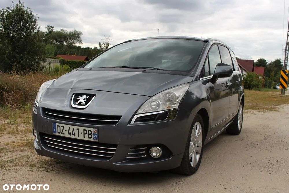 Peugeot 5008 - 1