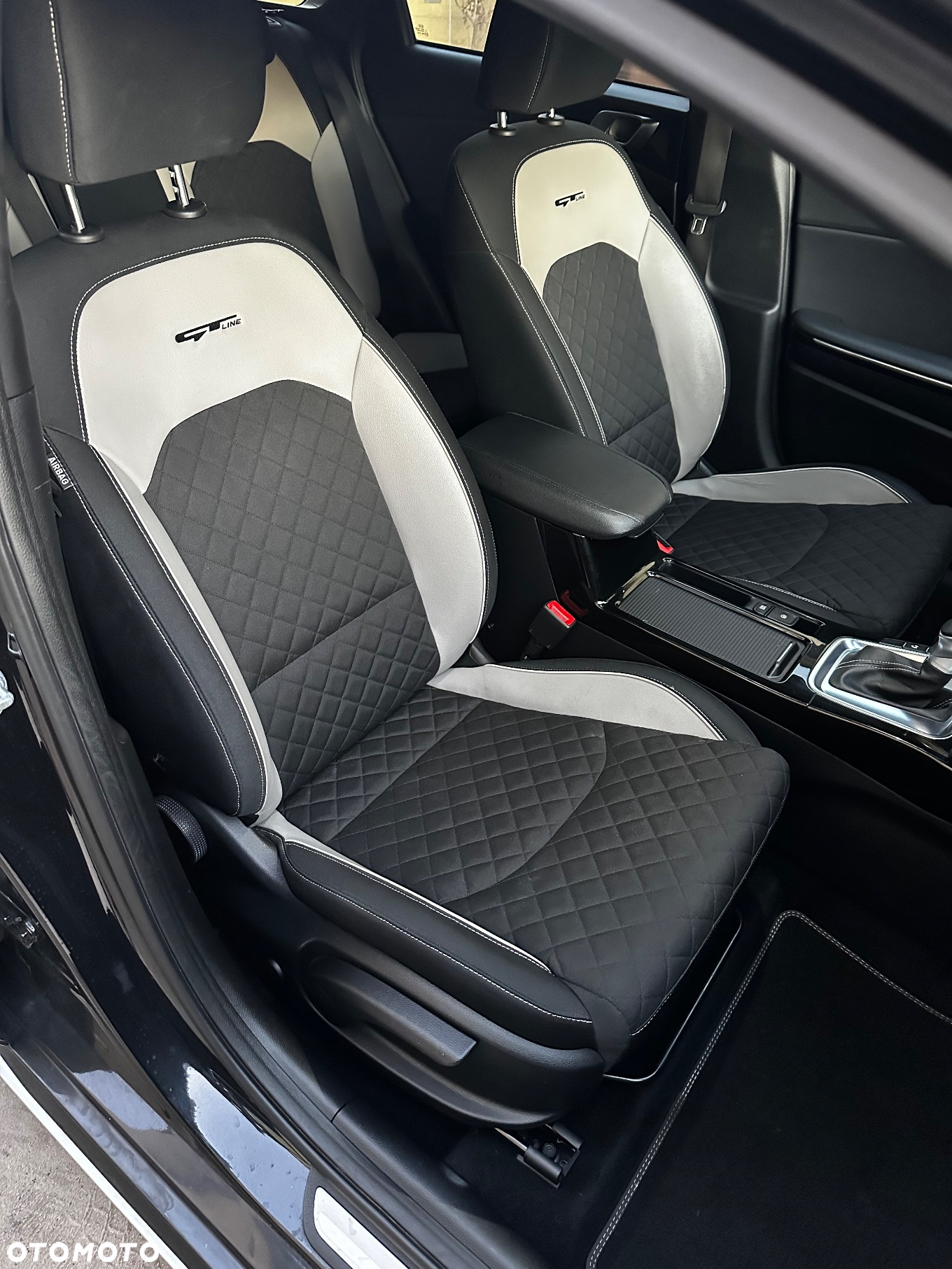 Kia ProCeed 1.4 T-GDI DCT7 OPF GT LINE - 22