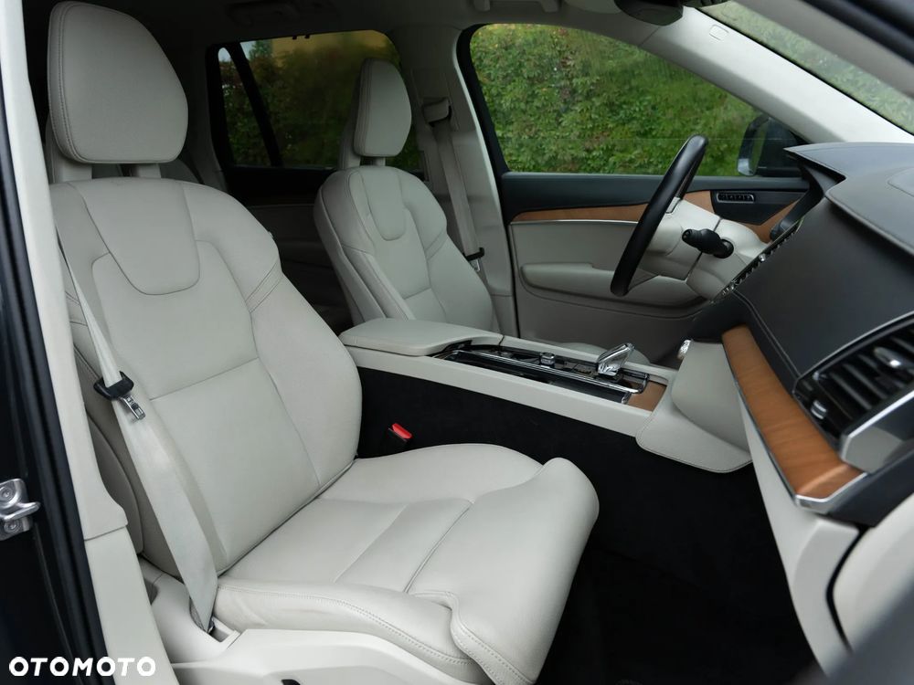 Volvo XC 90 B5 D AWD Geartronic Inscription - 21