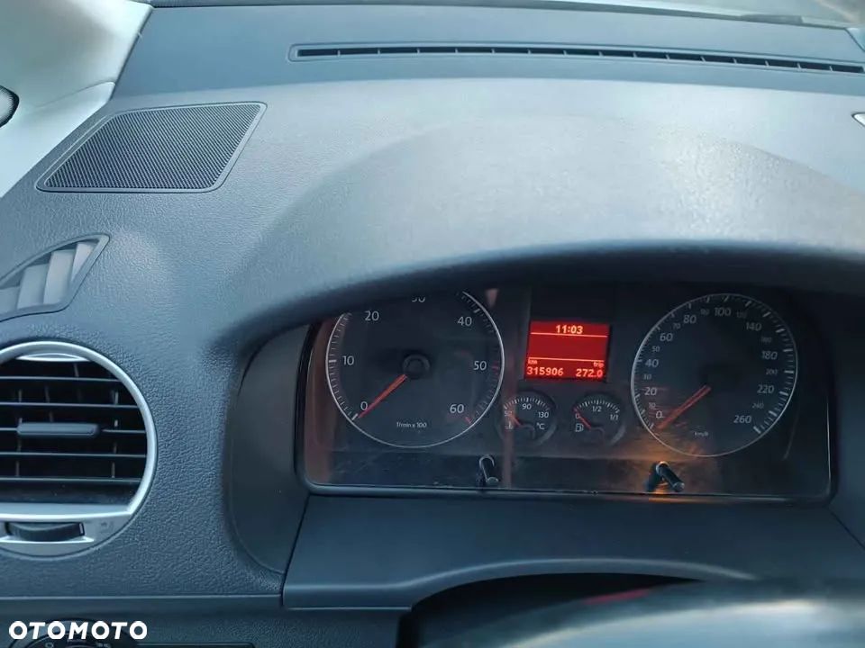 Volkswagen Caddy - 4