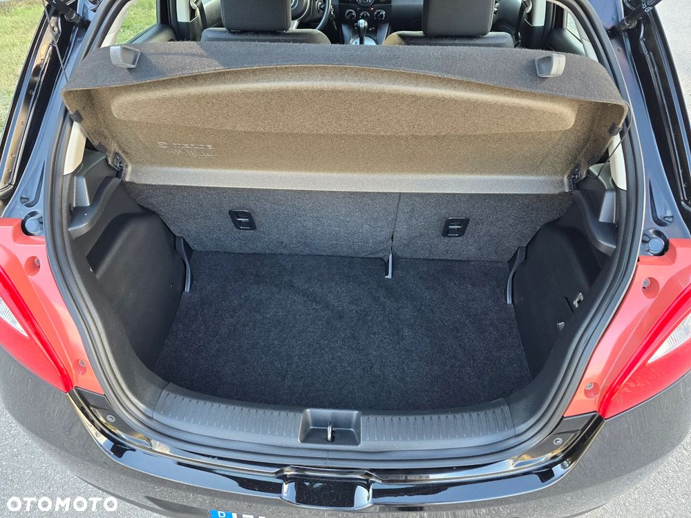 Mazda 2 1.5 Exclusive + - 8