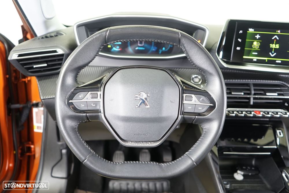 Peugeot 2008 1.2 PureTech Allure Pack - 21