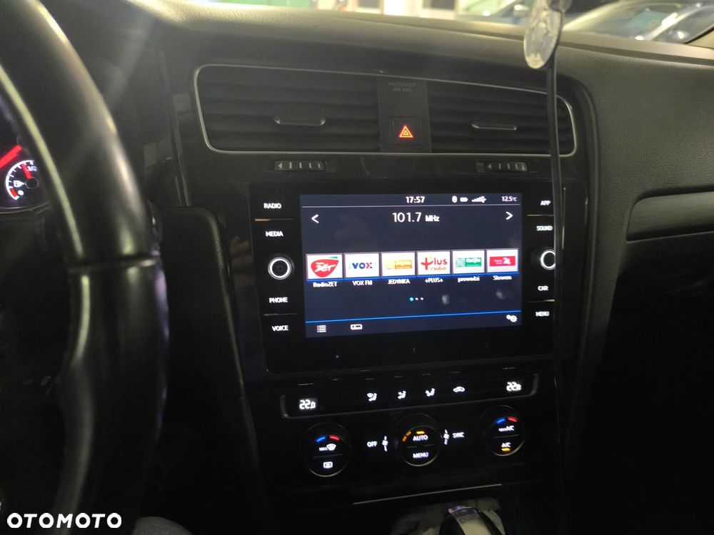 Volkswagen Golf VII 1.6 TDI BMT Comfortline DSG - 24