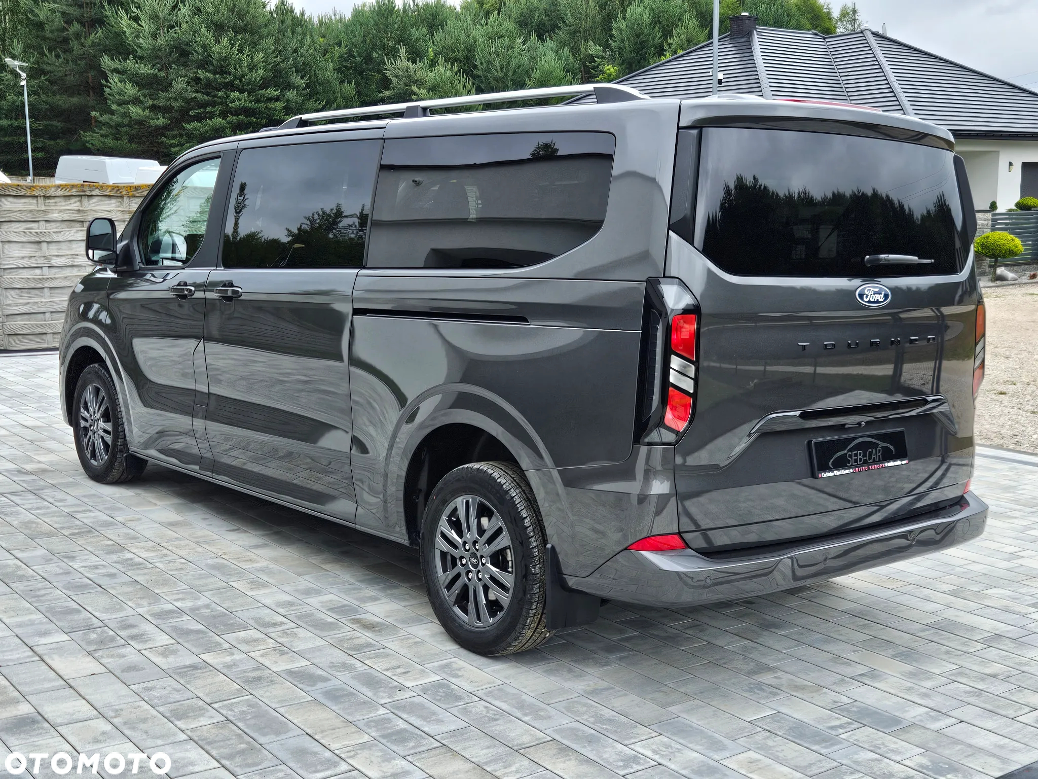 Ford Tourneo Custom 2.0 EcoBlue L2 Titanium SelectShift - 40
