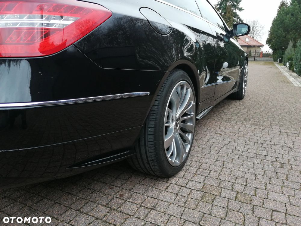 Mercedes-Benz Klasa E 250 CGI BlueEffICIENCY - 4